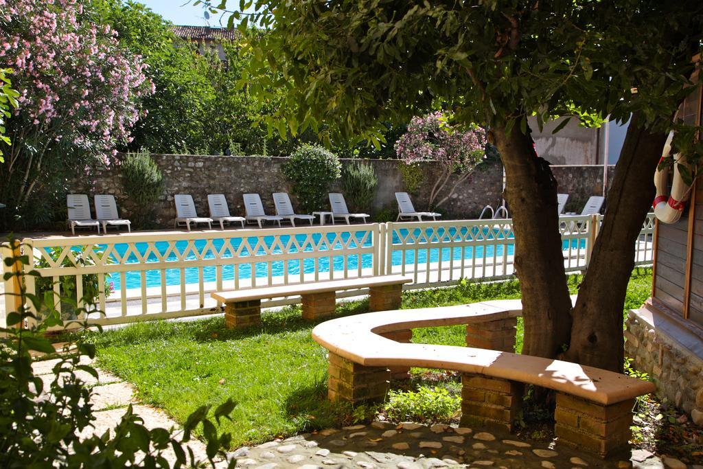 Hotel San Filis San Felice del Benaco Ngoại thất bức ảnh