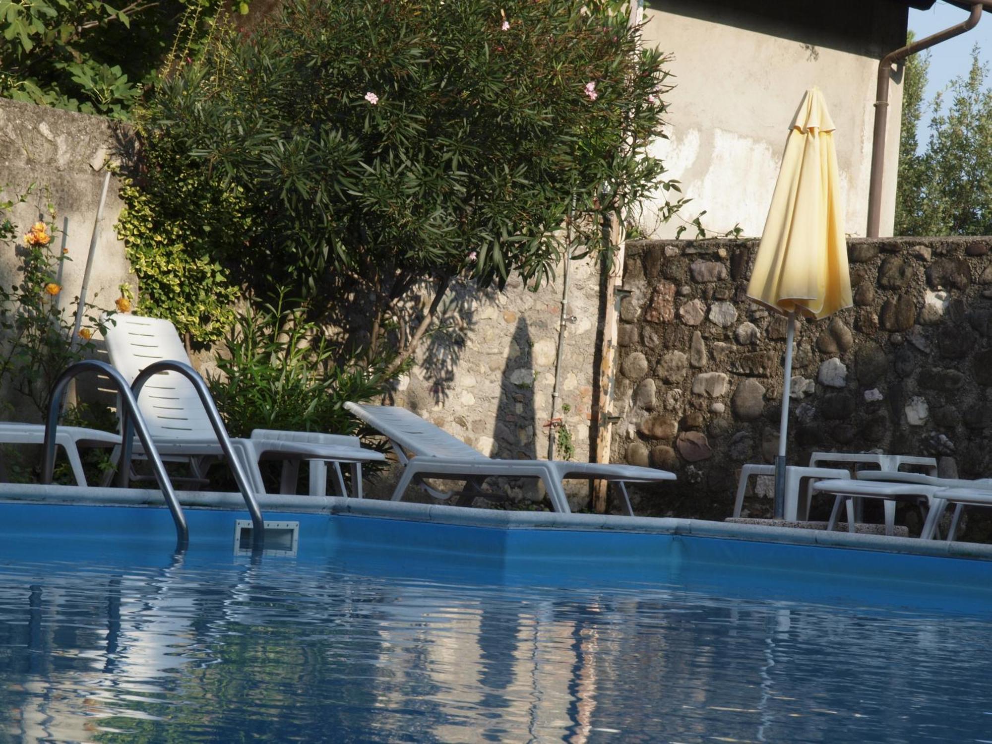 Hotel San Filis San Felice del Benaco Ngoại thất bức ảnh