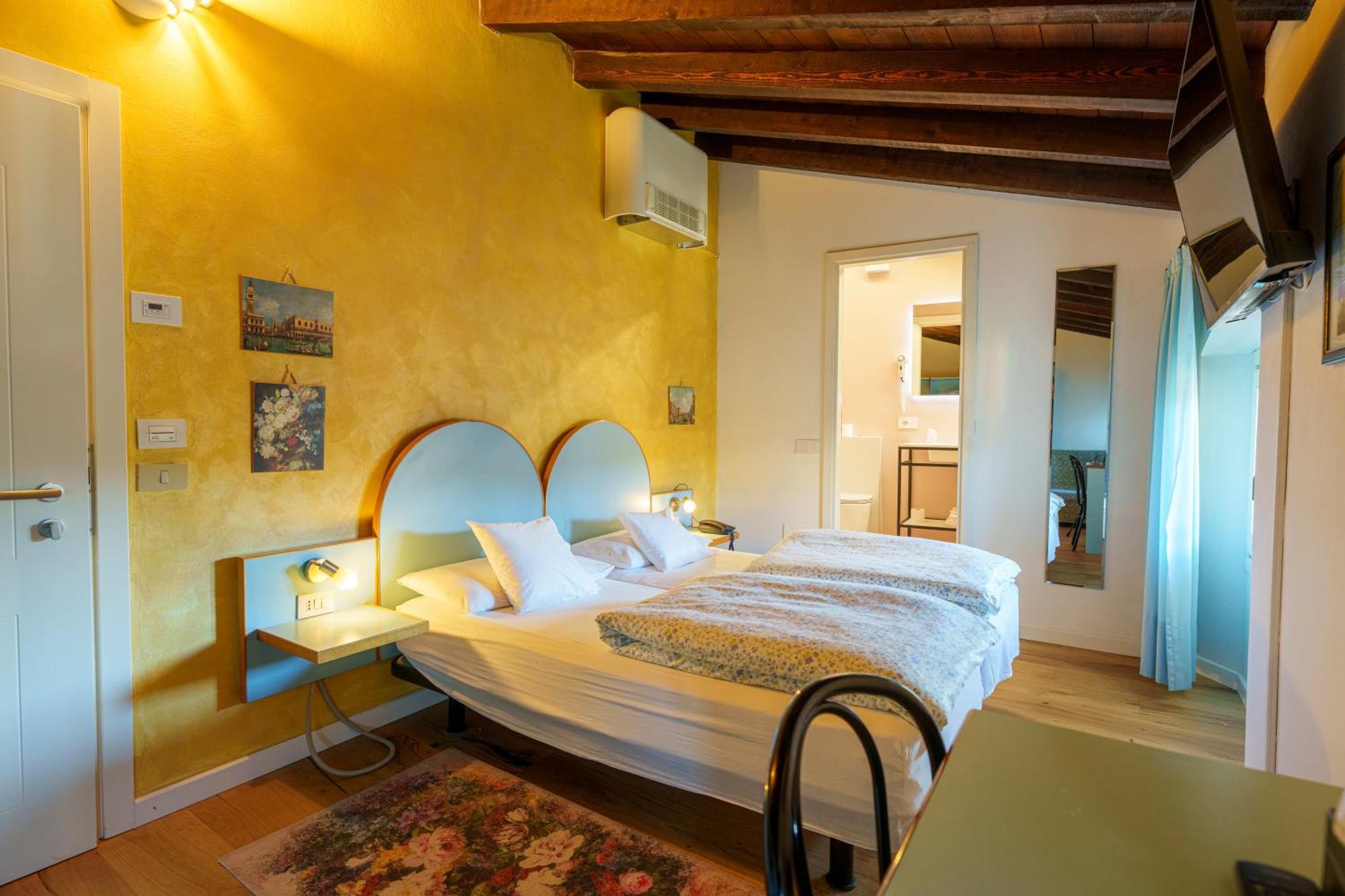 Hotel San Filis San Felice del Benaco Ngoại thất bức ảnh