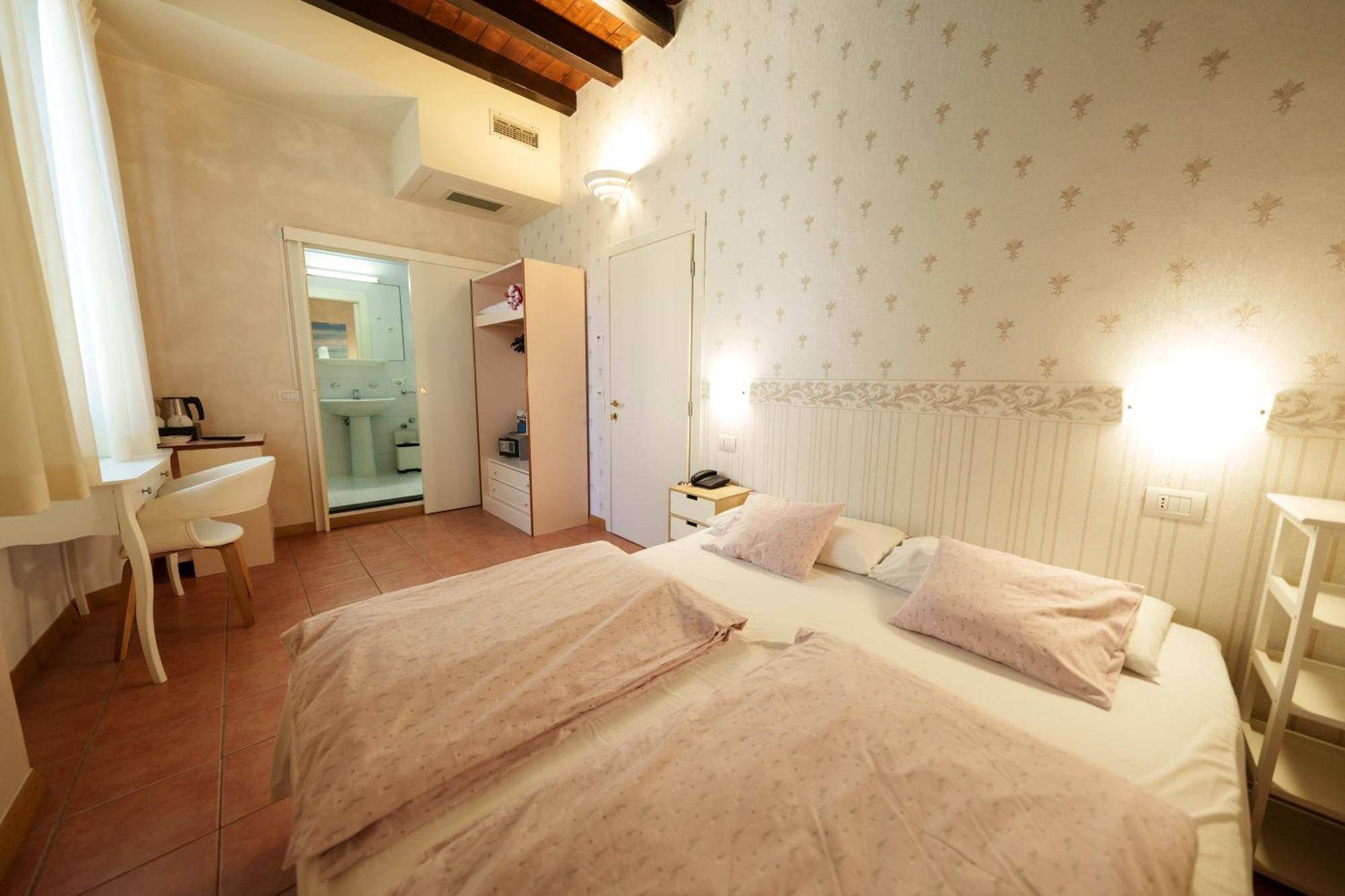 Hotel San Filis San Felice del Benaco Ngoại thất bức ảnh